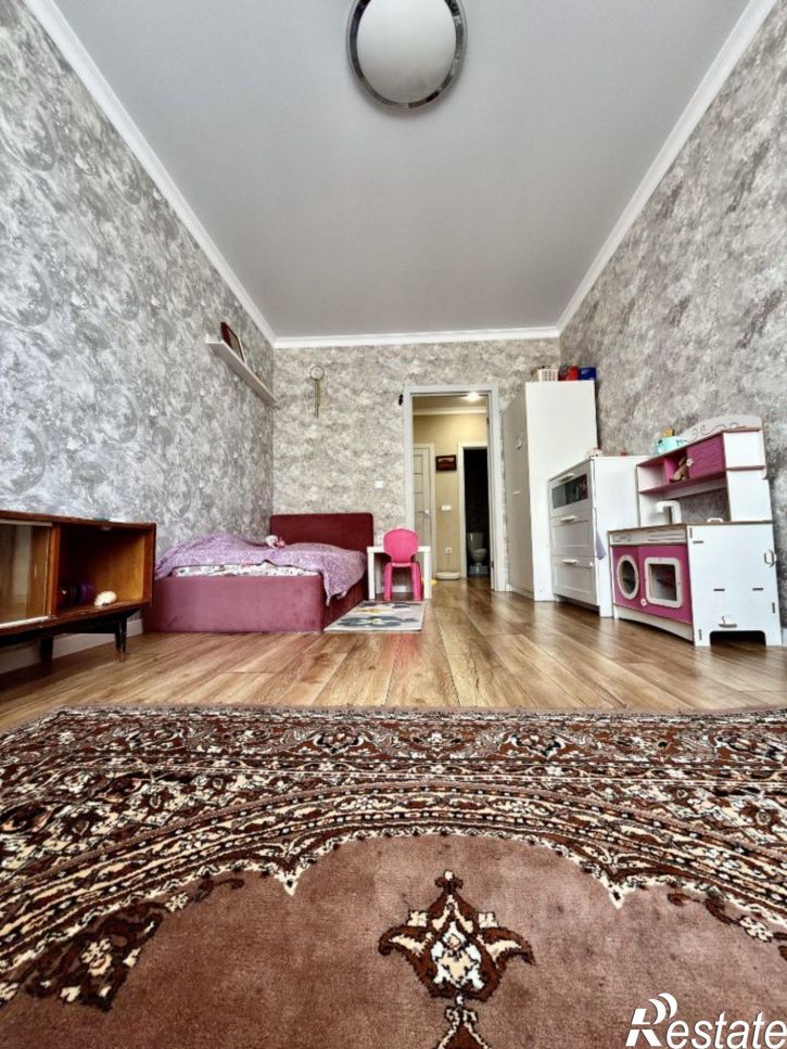 3-комн квартира ул им. Снесарева, 10/1,  д. 10/1