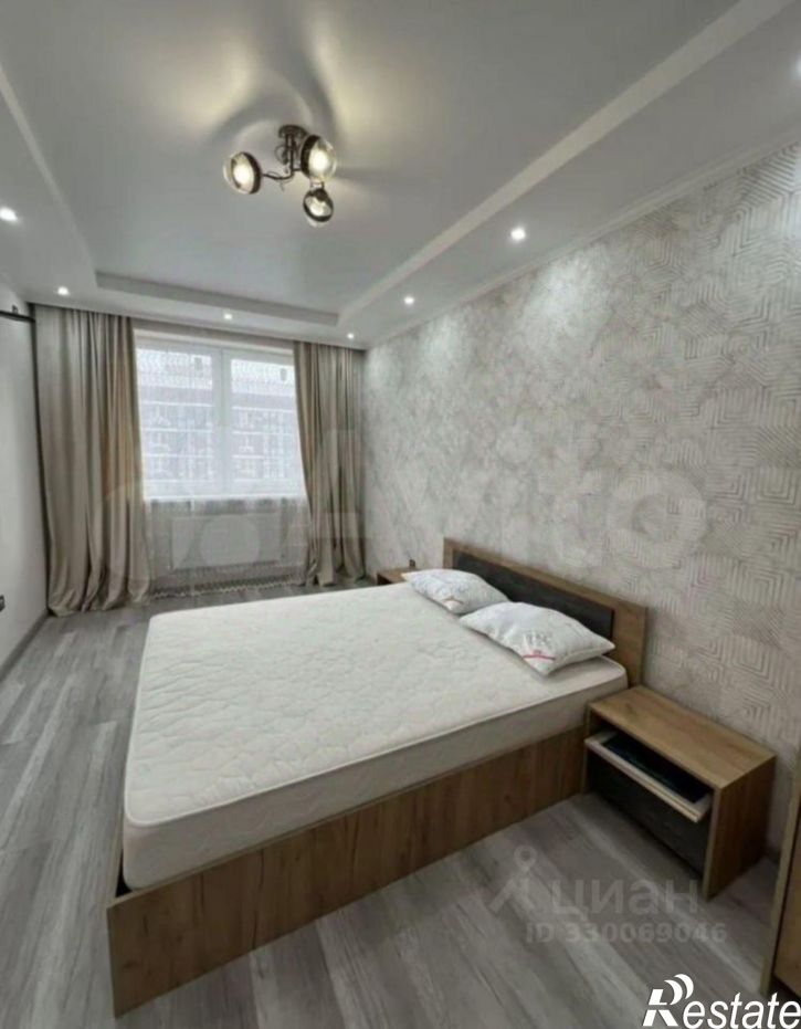 2-комн квартира ул им. Адмирала Крузенштерна, 5,  д. 5