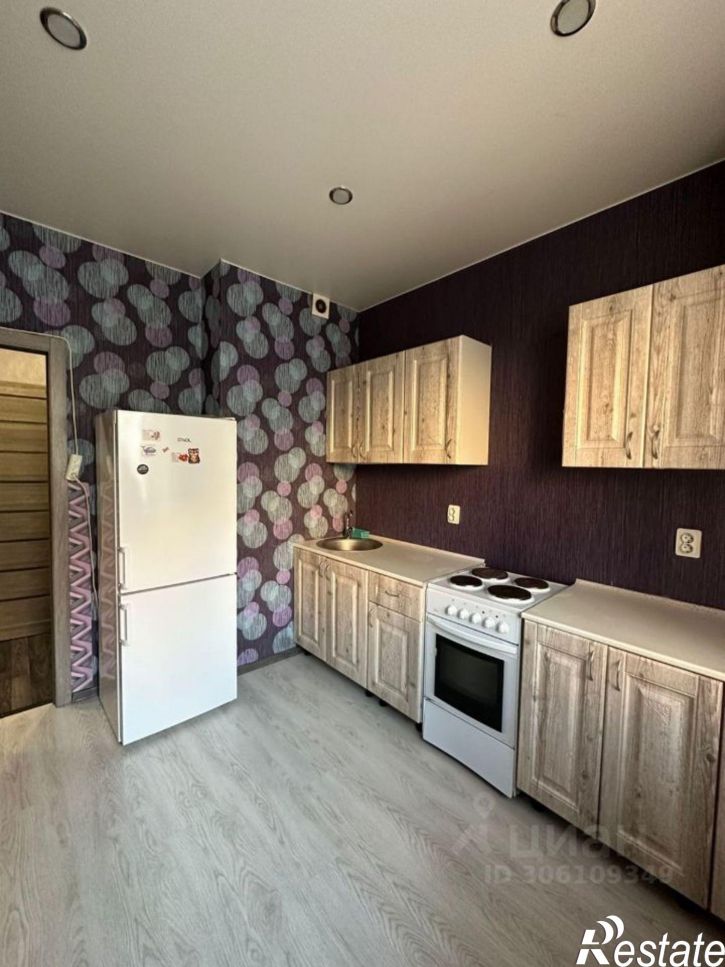 2-комн квартира ул им. Героя Яцкова И.В., 9 2,  д. 9 2,  к. 2