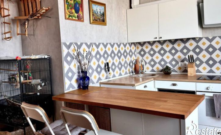 3-комн квартира улица Снесарева, 10/1,  д. 10/1
