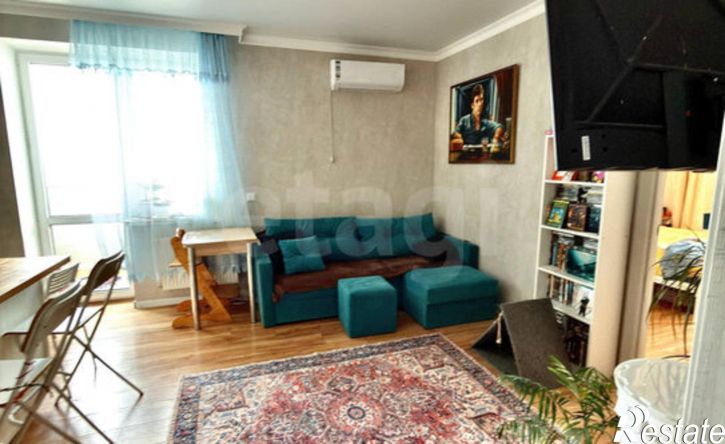 3-комн квартира улица Снесарева, 10/1,  д. 10/1