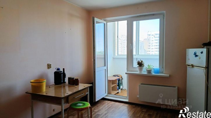 2-комн квартира улица Генерала Трошева, 37,  д. 37