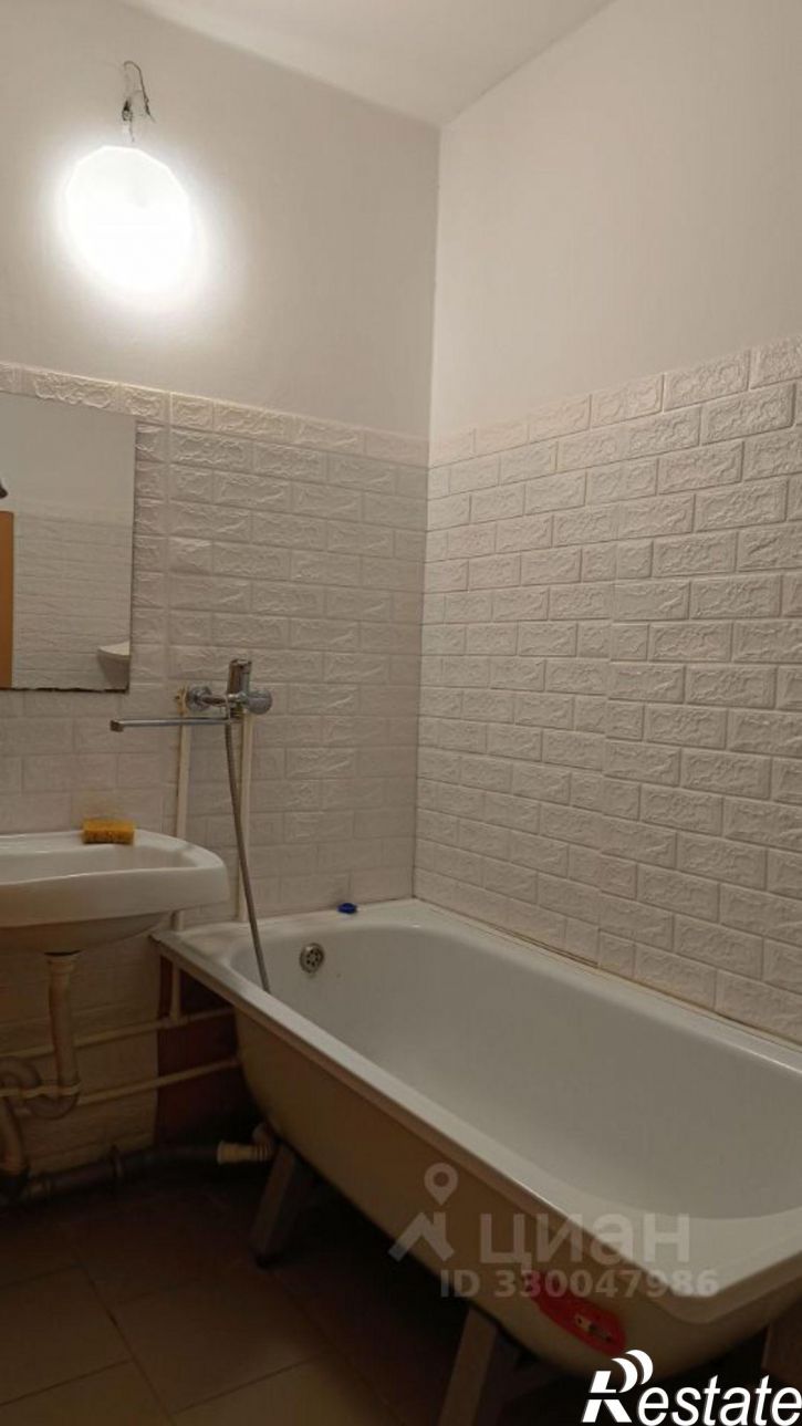 2-комн квартира улица Героев-Разведчиков, 30,  д. 30