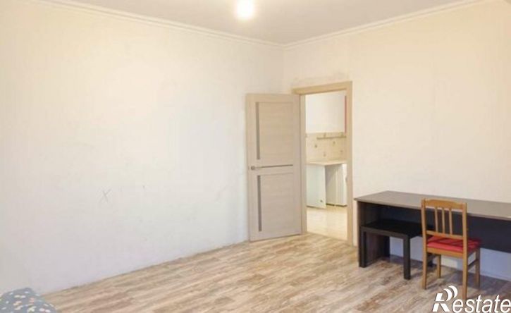2-комн квартира улица 1 Мая, 299/1,  д. 299/1