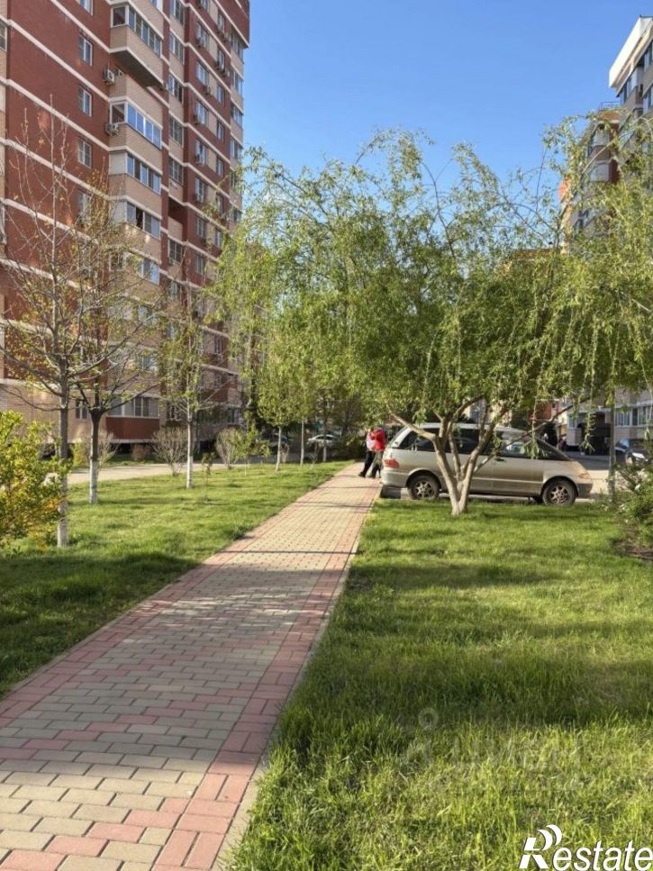 1-комн квартира улица Западный Обход, 42 к4,  д. 42 к4