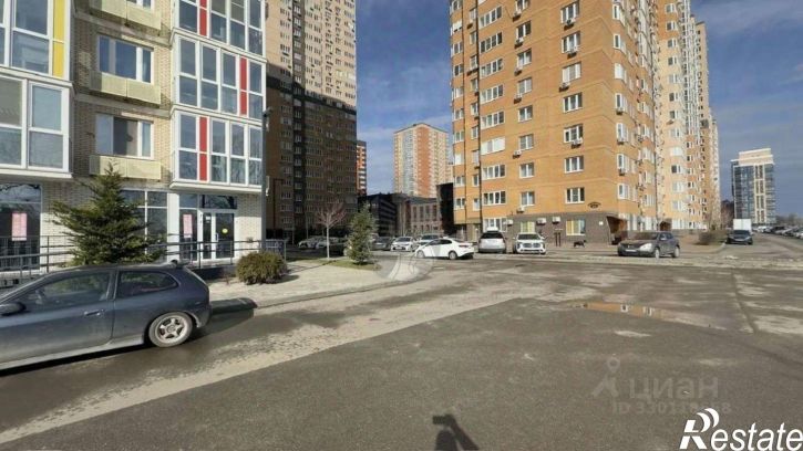 Торговое помещение ул им. Героя Георгия Бочарникова, 8/1,  д. 8/1