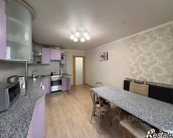 3-комн квартира ул 9-я Тихая, 17,  д. 17