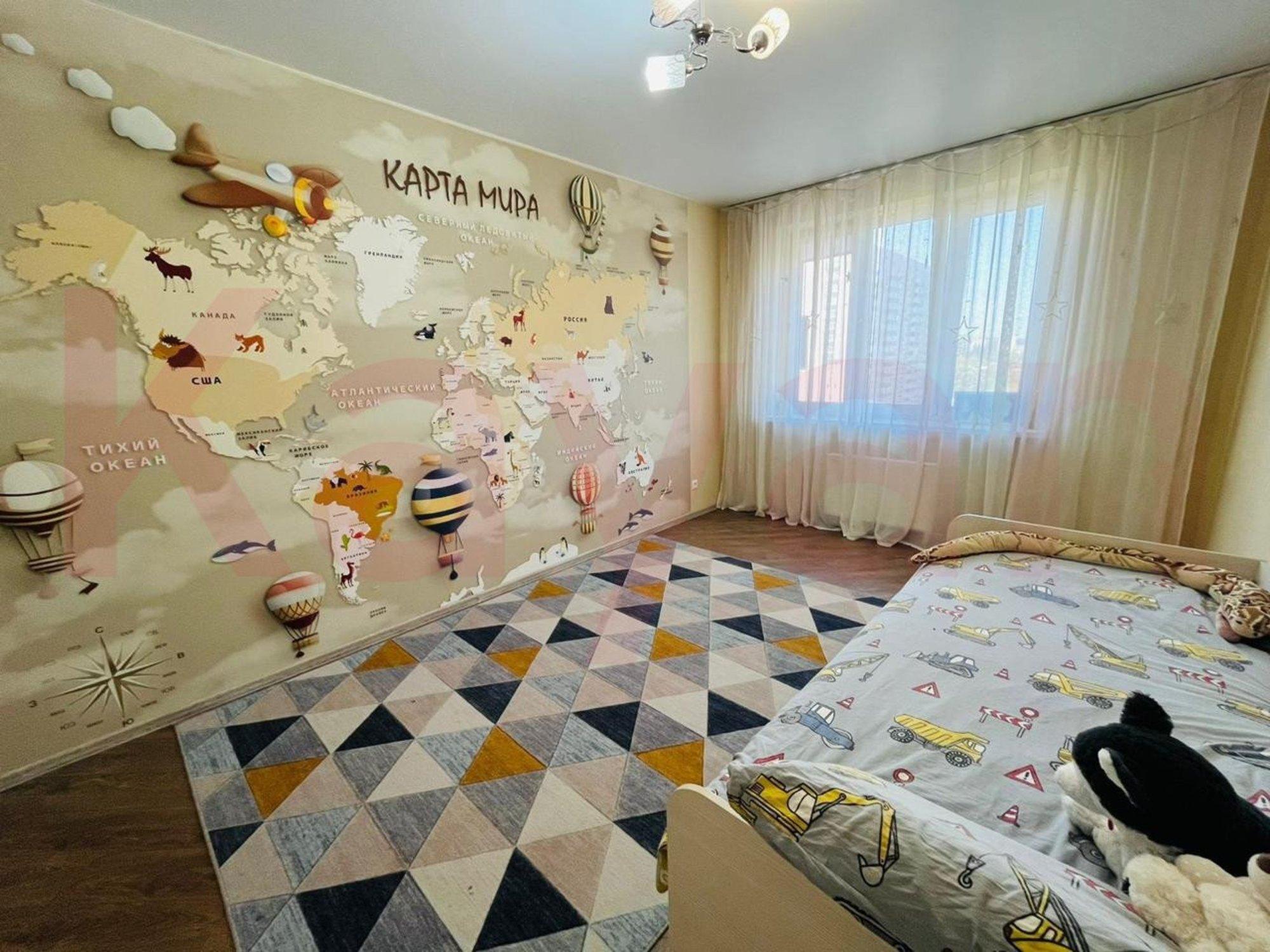 Купить квартиру за 10 000 000 рублей на Гидростроителей ул.