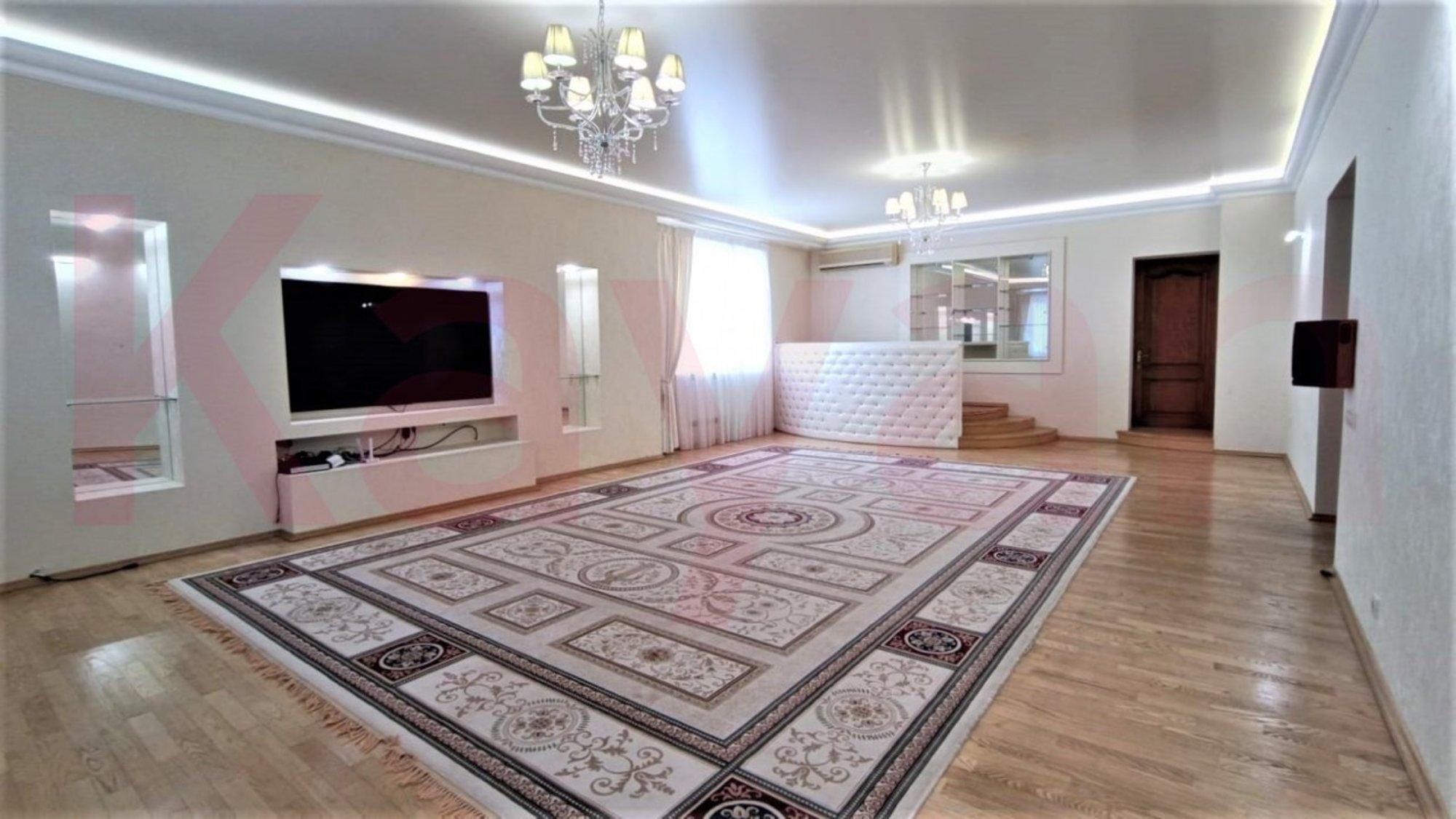Купить дачу, дом, коттедж за 38 000 000 рублей на Сквозная ул.