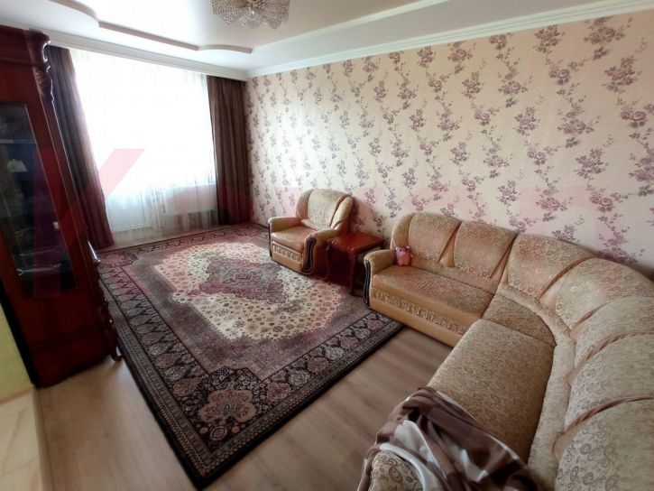 2-комн квартира им. 70-летия Октября ул.