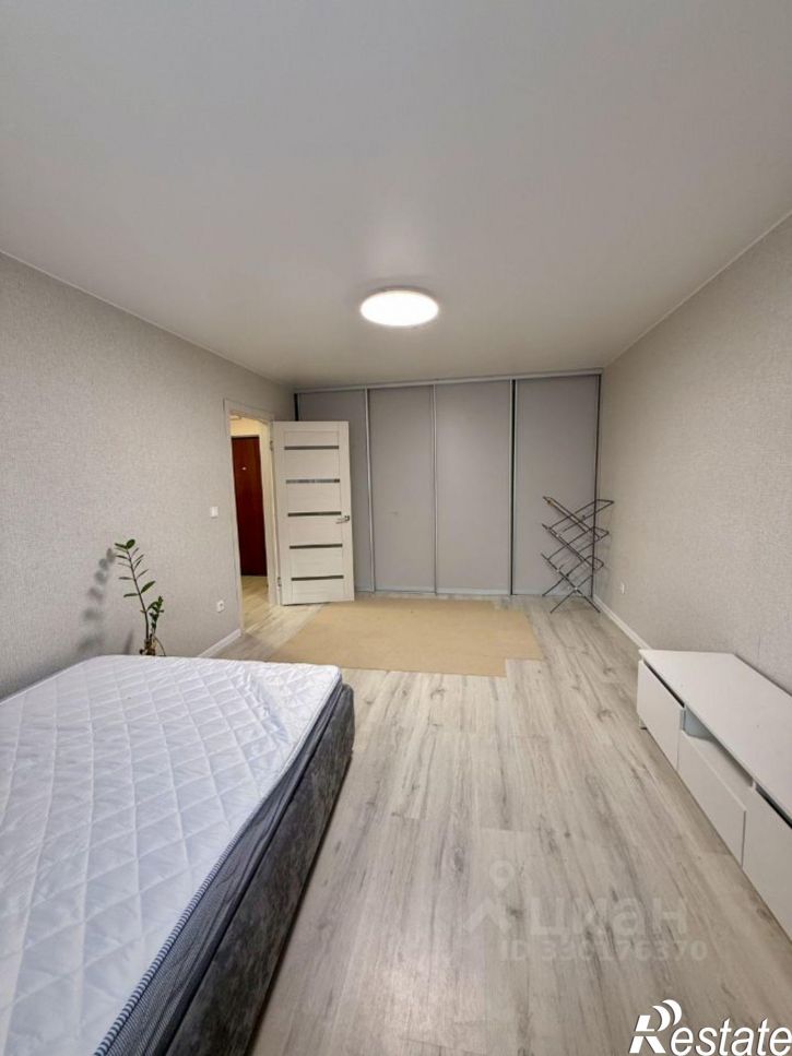 1-комн квартира улица Западный Обход, 39,  д. 39