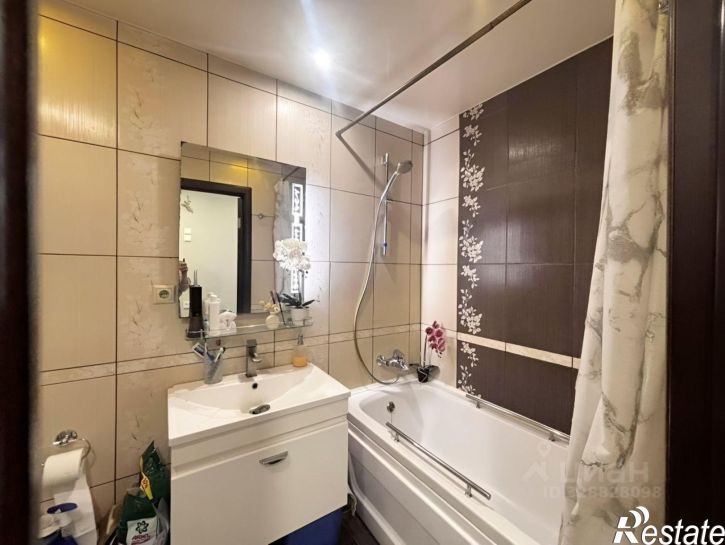 2-комн квартира улица Гидростроителей, 13,  д. 13
