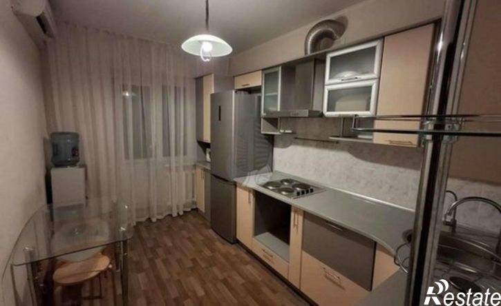 2-комн квартира пр-кт Чекистов, 35,  д. 35