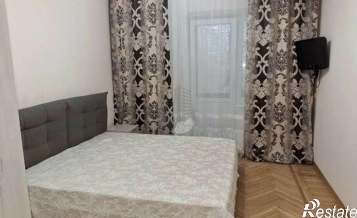 2-комн квартира пр-кт Чекистов, 35,  д. 35