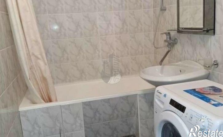 2-комн квартира пр-кт Чекистов, 35,  д. 35