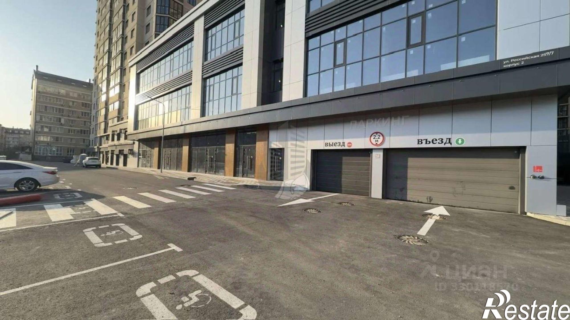 Купить торговое помещение за 11 506 600 рублей на ул Российская, 257/7
