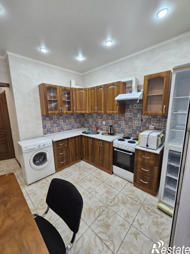 1-комн квартира Домбайская улица, 63,  д. 63