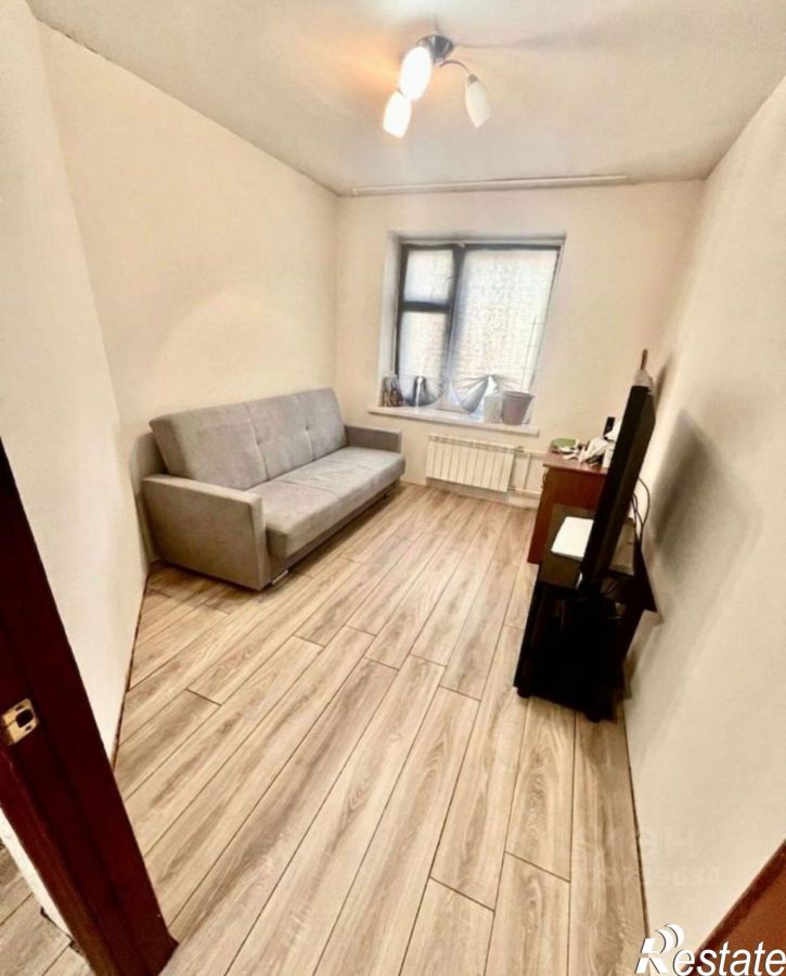 3-комн квартира проспект Чекистов, 33,  д. 33