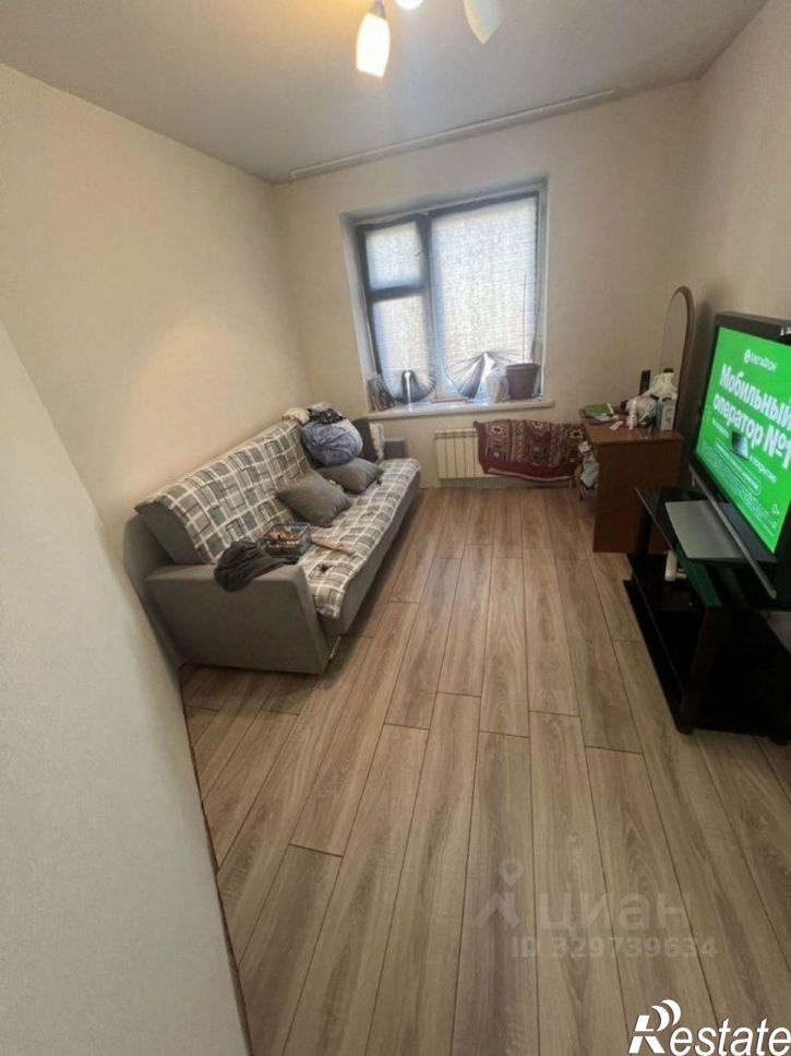 3-комн квартира проспект Чекистов, 33,  д. 33
