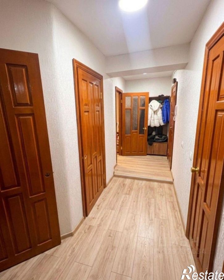 3-комн квартира проспект Чекистов, 33,  д. 33