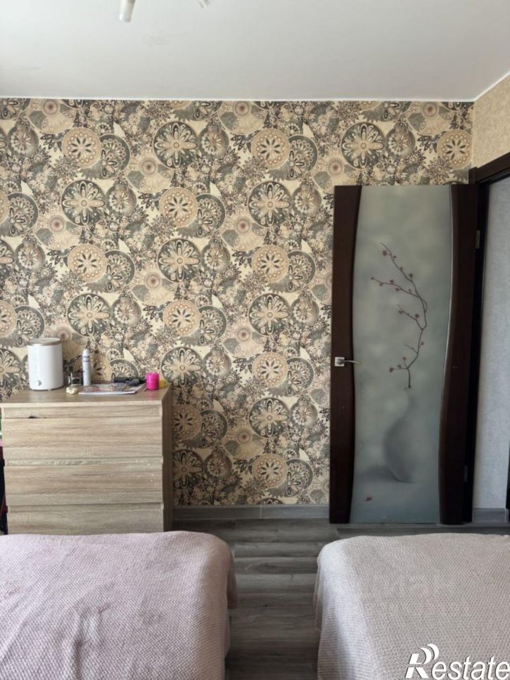 3-комн квартира ул им. Думенко, 10,  д. 10