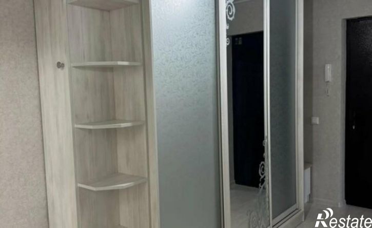 2-комн квартира улица им. генерал-лейтенанта Александра Сапрунова, 2,  д. 2