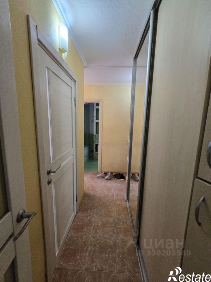 4-комн квартира улица Благоева, 38,  д. 38