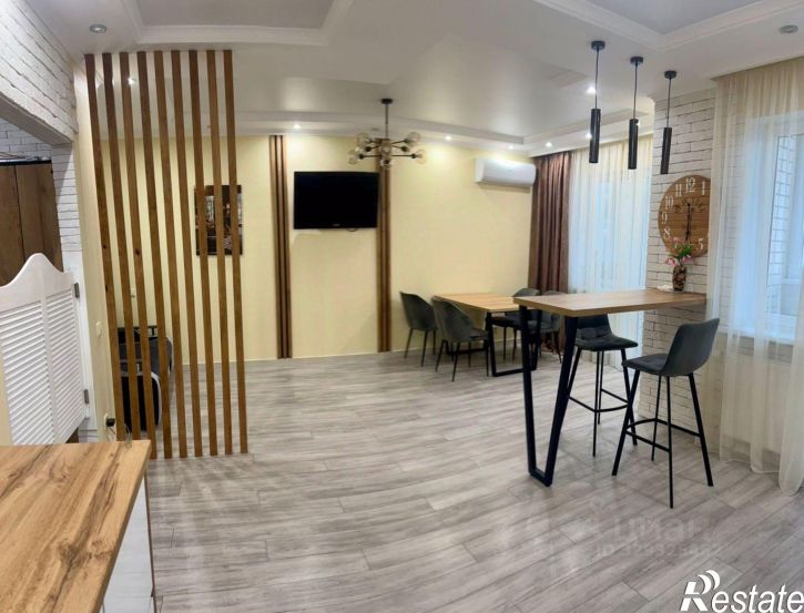 3-комн квартира ул Конгрессная, 25,  д. 25