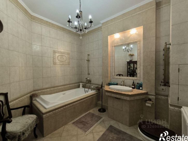 4-комн квартира улица Красина, 9/1 к3,  д. 9/1 к3
