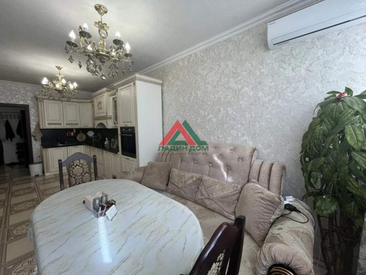 2-комн квартира им. Петра Метальникова улица, д.28