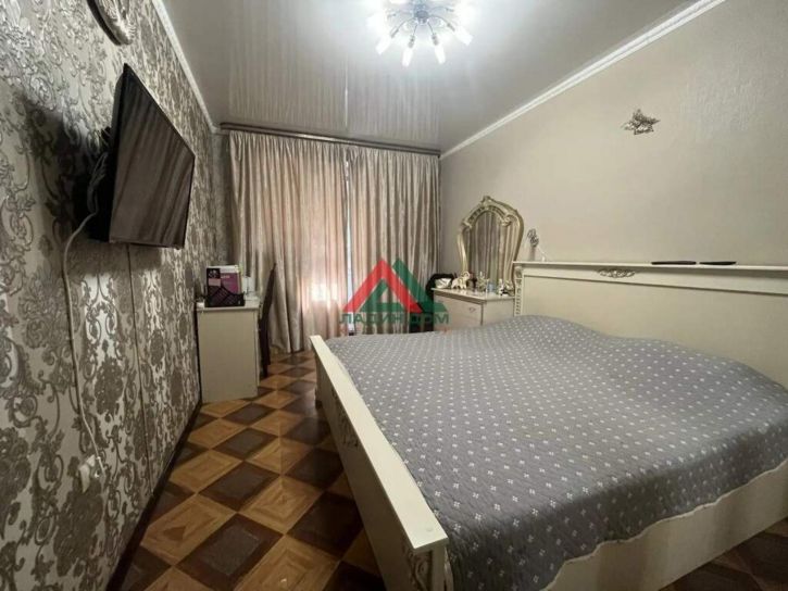 2-комн квартира им. Петра Метальникова улица, д.28