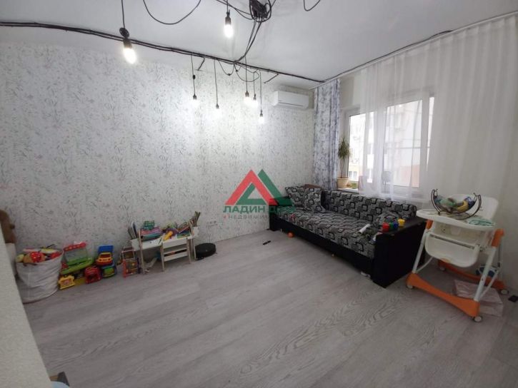 2-комн квартира Зиповская улица, д.42