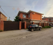 коттедж 112 кв м Фиалковая, 15