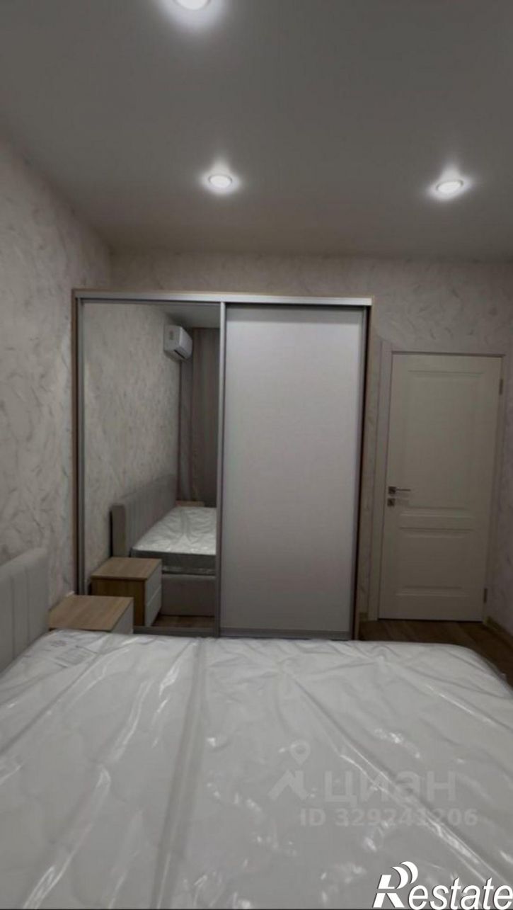 2-комн квартира ул им. Героя Яцкова И.В., 1/11,  д. 1/11