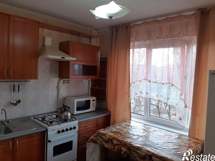 2-комн квартира ул Гидростроителей, 37,  д. 37