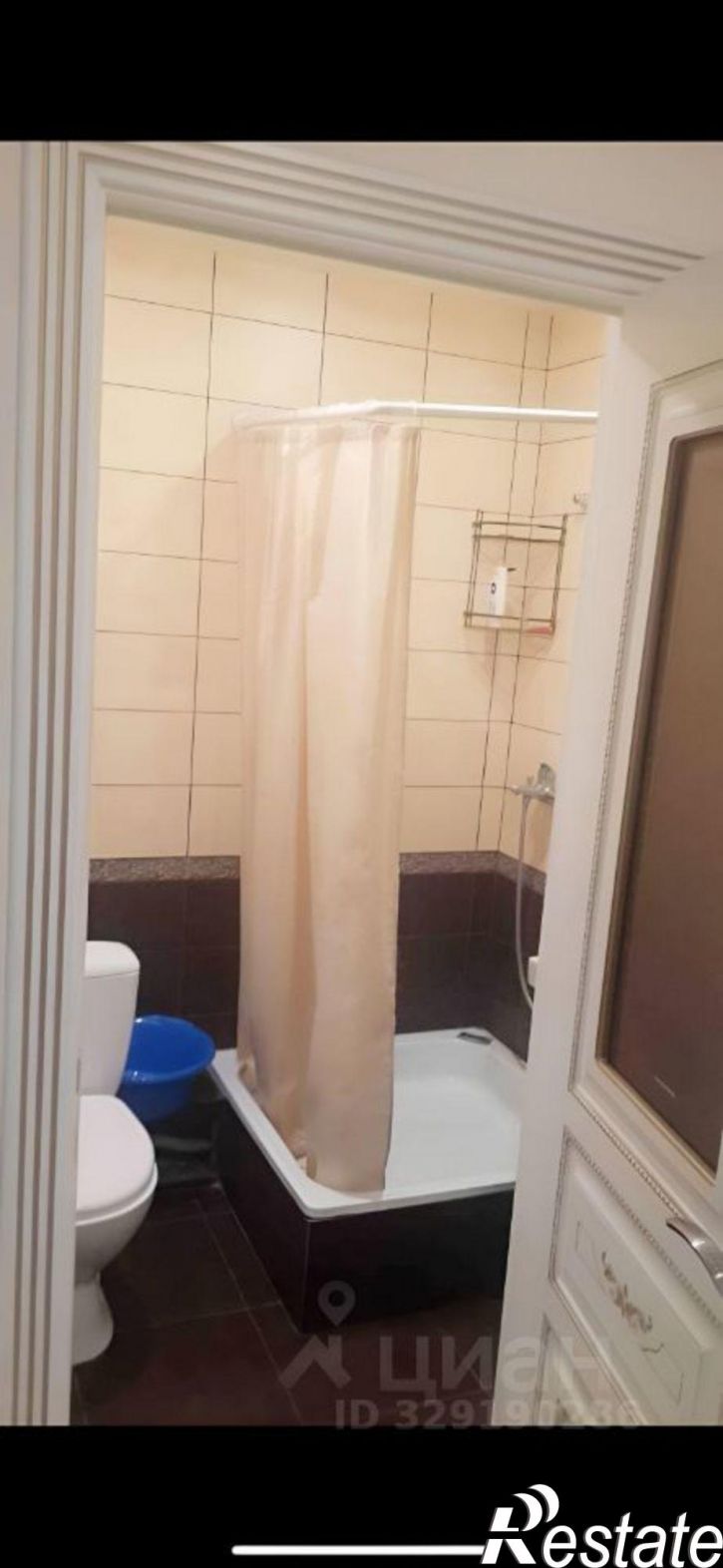 2-комн квартира Московская улица, 131 к3,  д. 131 к3