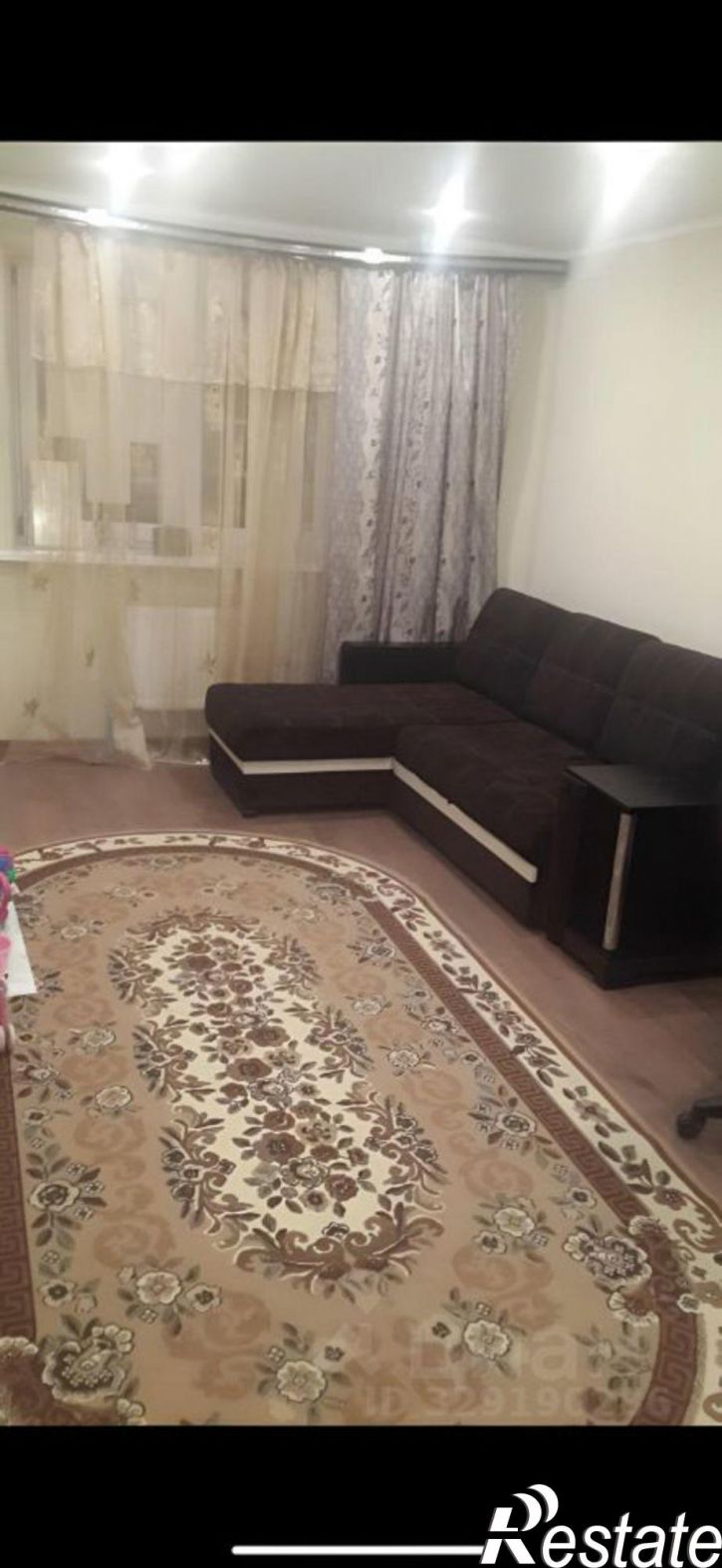 2-комн квартира Московская улица, 131 к3,  д. 131 к3