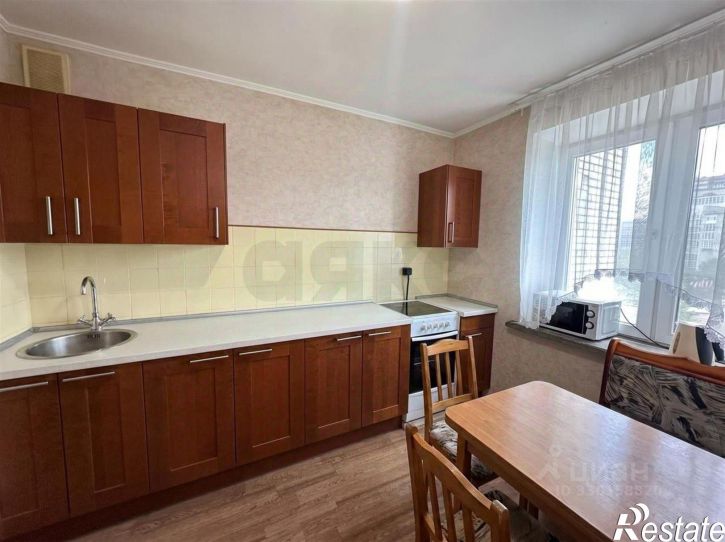 2-комн квартира улица Красина, 5,  д. 5