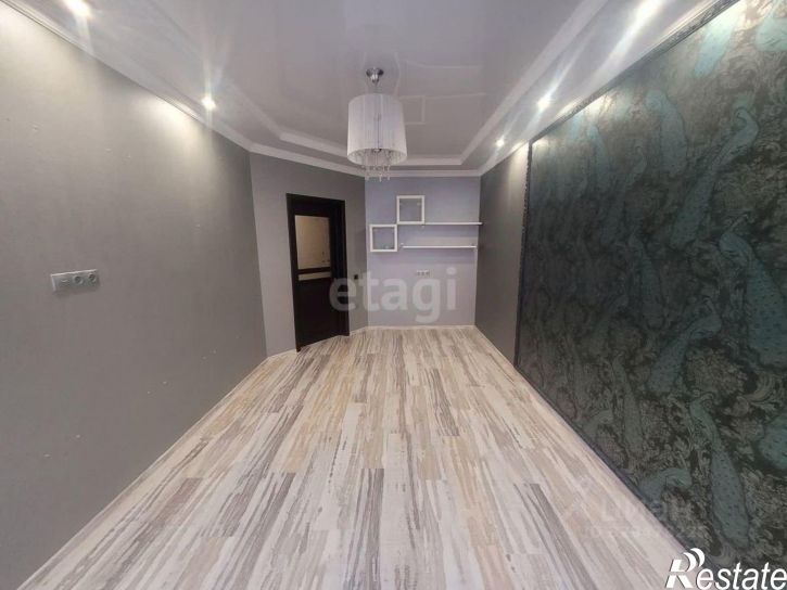 3-комн квартира улица им. Героя Яцкова И.В., 8,  д. 8