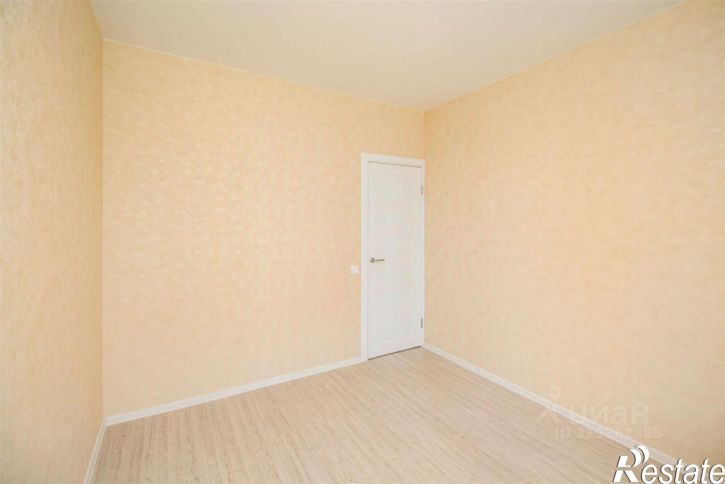 2-комн квартира Питерская улица, 40 к1,  д. 40 к1