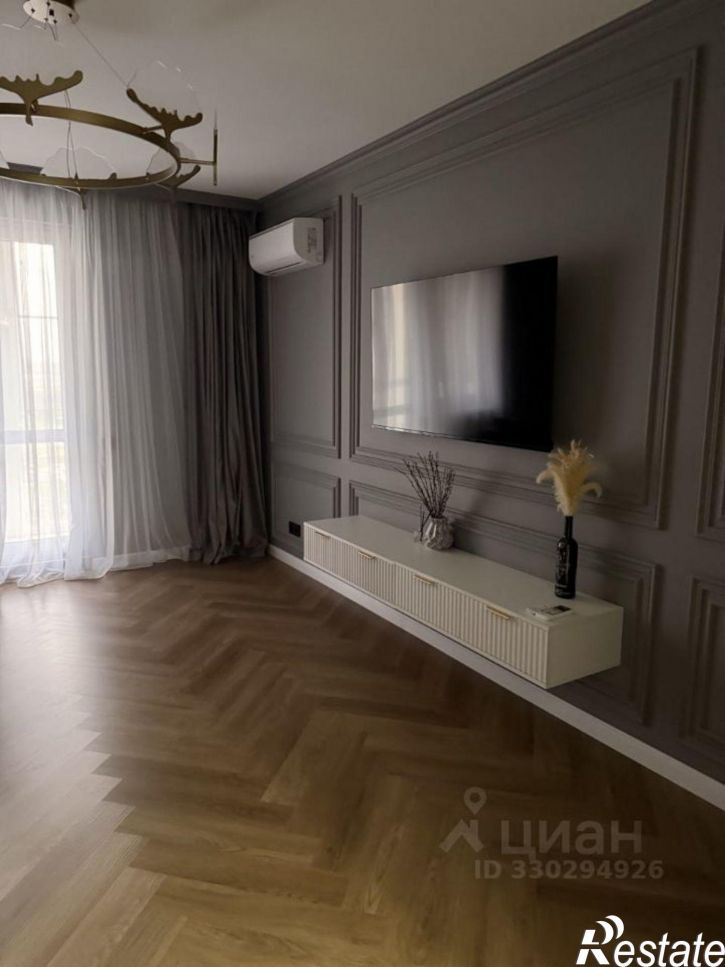 2-комн квартира улица Карякина, 5 к1,  д. 5 к1