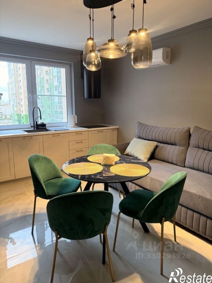 2-комн квартира улица Карякина, 5 к1,  д. 5 к1