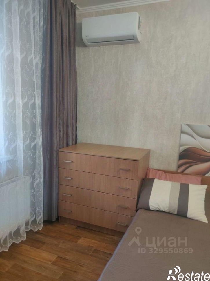 2-комн квартира Российская улица, 79/3 к1,  д. 79/3 к1