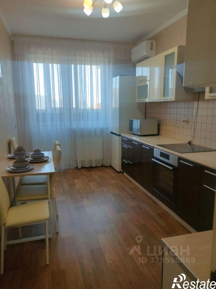 2-комн квартира Российская улица, 79/3 к1,  д. 79/3 к1