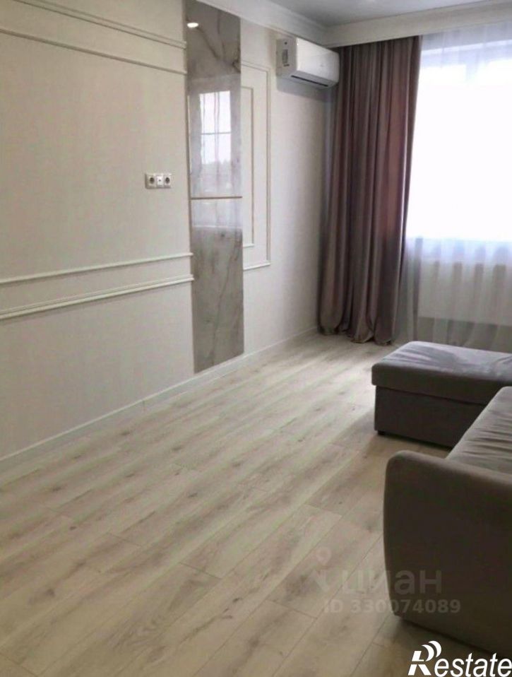 2-комн квартира улица Селезнёва, 90,  д. 90