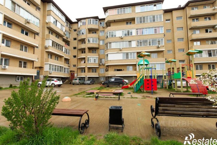2-комн квартира улица имени Сорока А. М., 2,  д. 2
