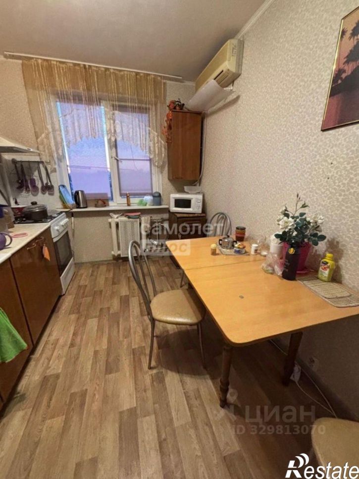 2-комн квартира Симферопольская улица, 18,  д. 18