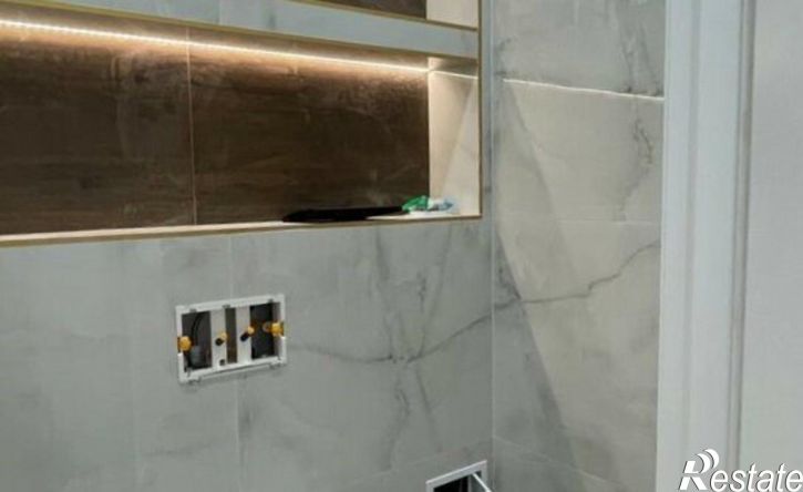 2-комн квартира улица имени Генерала Корнилова, 9 к2,  д. 9 к2