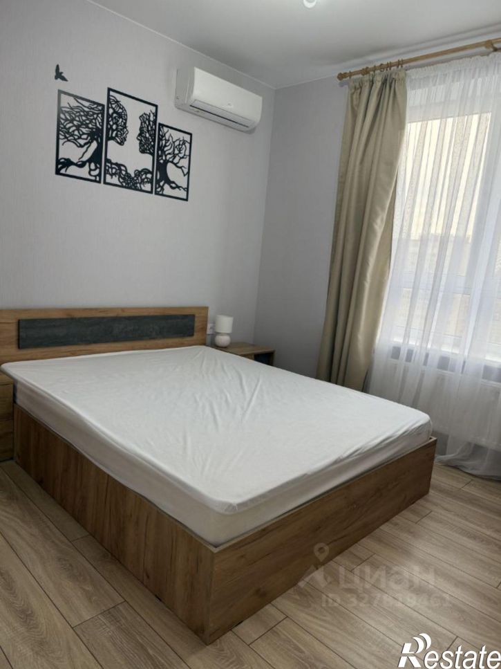 2-комн квартира улица Героя Георгия Бочарникова, 2 к1,  д. 2 к1