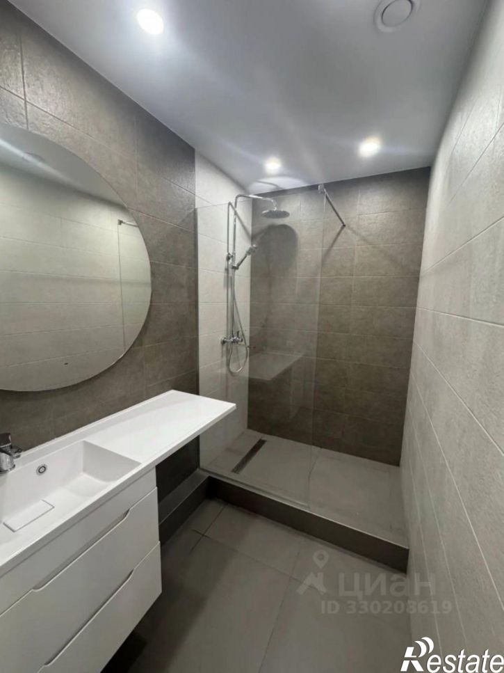 2-комн квартира Домбайская улица, 10,  д. 10